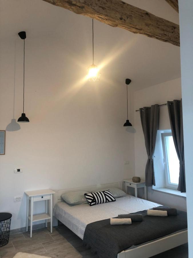 Center Studio 冯塔纳 外观 照片